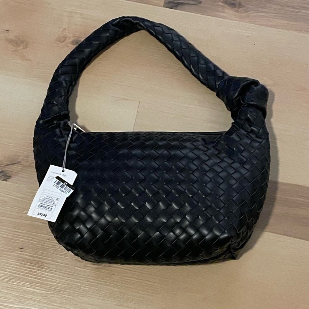 Elegant Black Woven Women's Bag
